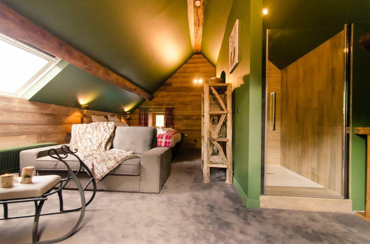 River Lodge Hotel Insolite Maredsous Buitenkant foto